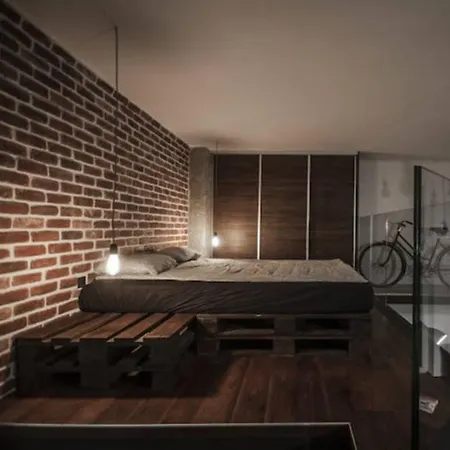 Artsy Loft With Balcony And Free Parking Appartement Ljubljana